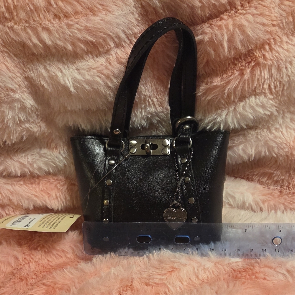 BNWT Patricia Nash Black Leather Mini Tote Keychain/bag Charm. - Picture 2 of 6
